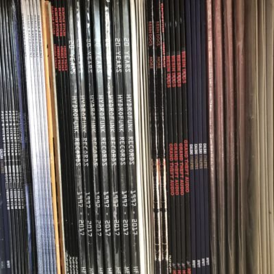 01 Vinyl